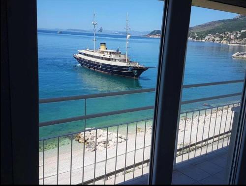 Dugi Rat Apartment | Adriatic Deluxe