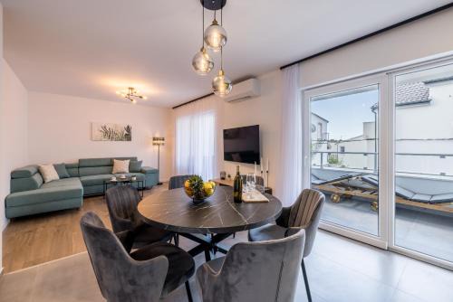 Kastela Apartment | Adriatic Nest, Cozy and Modern Two Bedroom Apartment