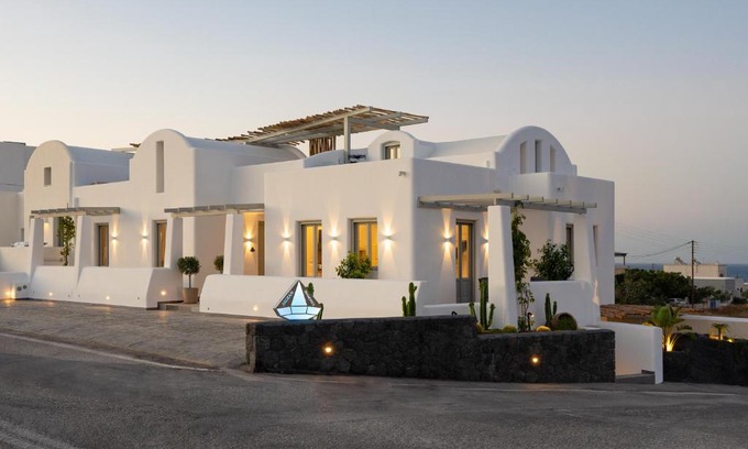 Monolithos Villa | Aegean Diamonds Luxury Suites