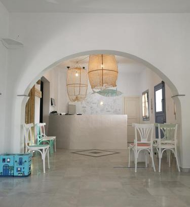 Kamares Apartment | Aeolos Hotel