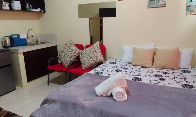 Taytay Apartment | Affordable Staycation along Ortigas Extension