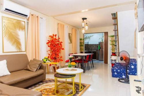 Angeles City House | Affordable Up To 16 Guest Near Aqua Planet and Zoocobia