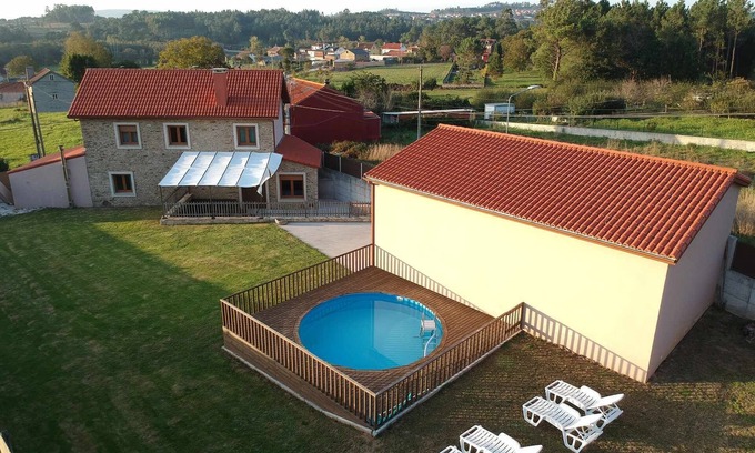 Carballo House | AG Casa Rural Carballo, garden and beach at 14km