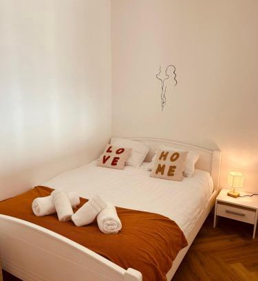 Pau Nord Apartment | Agréable Studio Chantilly avec balcon et parking securisé