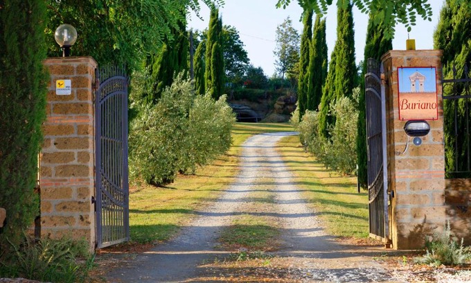 Lubriano House | Agriturismo Buriano