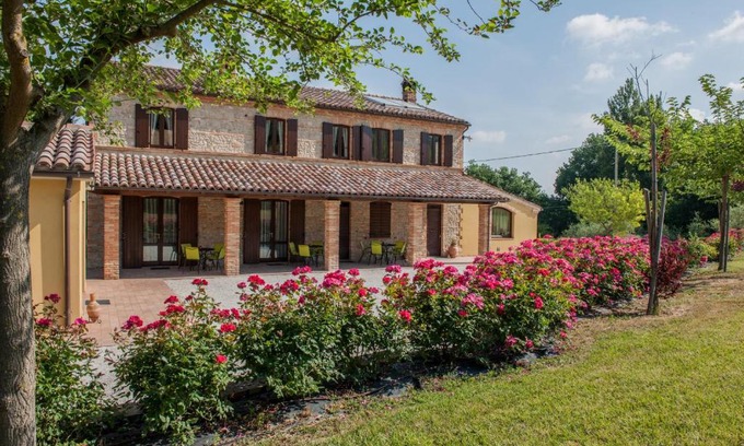 Castelbellino House | Agriturismo La Vecchia Fonte
