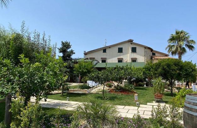 Ricadi Apartment | Agriturismo Manitta