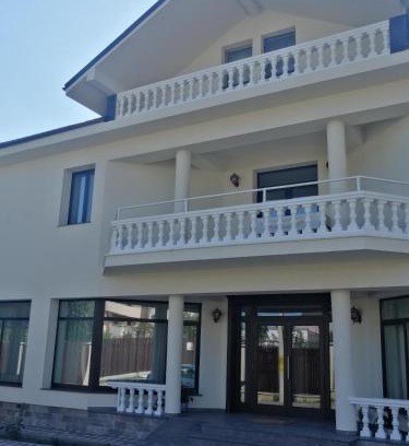 Viisoara House | Agropensiunea Ozon