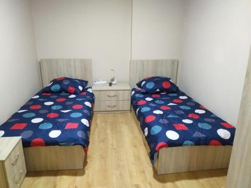 Grodzisk Mazowiecki House | Agroturystyka Czerwone Maki 2 Łazienki 5 Pokoi Kuchnia - NoclegiGrodziskPL 792-535-535