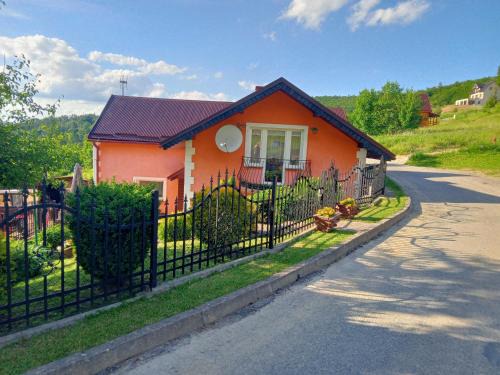 Klodzko Miasto Villa | Agroturystyka u Janosika