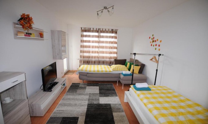 Wuelfel House | Agt Hannover Messe Zimmer
