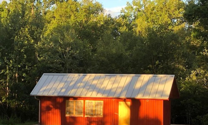 Agunnaryd House | Agundaborg boathouse close by lake
