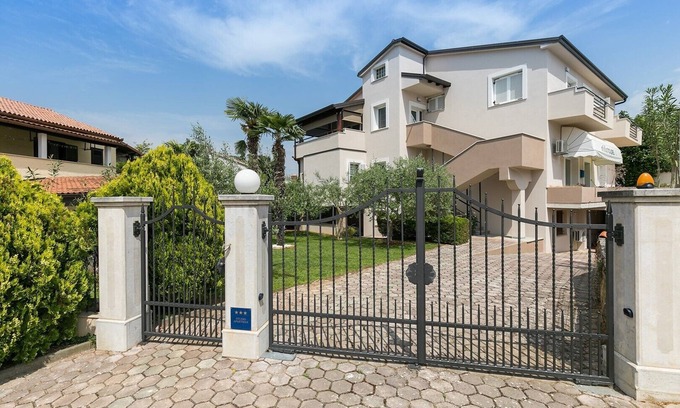Spadici Apartment | Aida Lavanda - A Top Choice for Your Colorful Poreč Getaway