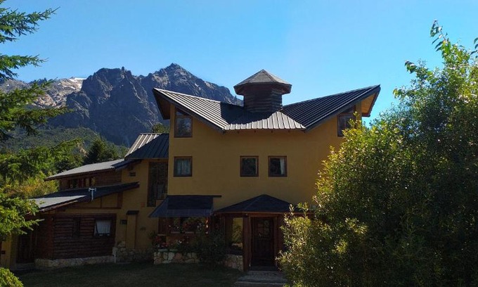 Villa Catedral Ski Chalet | Ailín Maiá Apartamentos Casa de Montaña