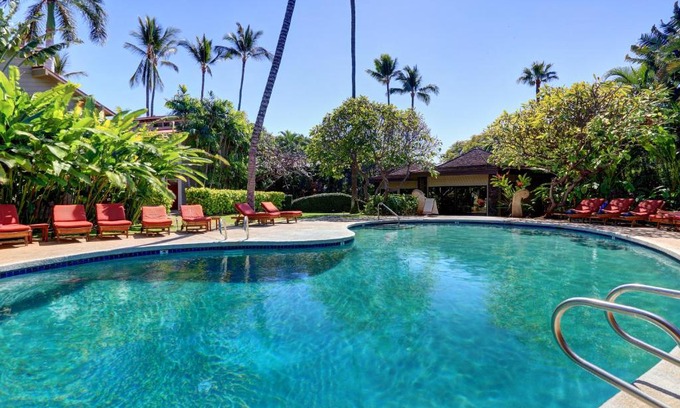 Historic Lahaina Front Street Apartment | Aina NaluB105 studio