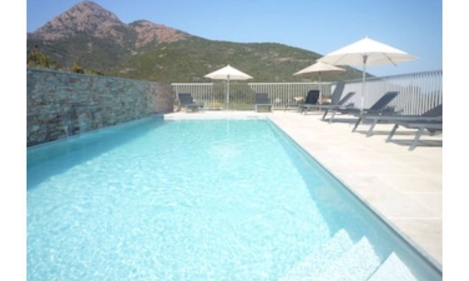 Galeria Apartment | Air-conditioned apartment, heated pool, wifi, 2 bedrooms, 7 min beach, 1 min river