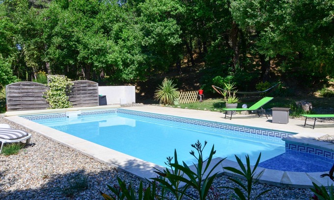 Saint-Restitut Villa | Air-conditioned villa and pool exclusively for you in Drôme provençale