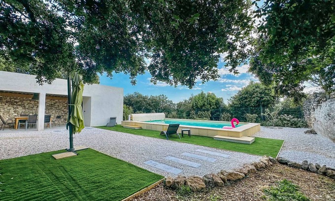Saint-Restitut Villa | Air-conditioned villa with pool & garden - Saint-Restitut