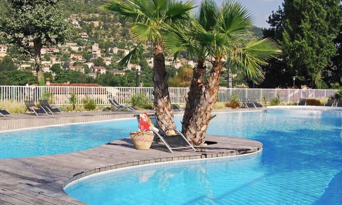Sollies-Toucas Cottage | Air-conditioned cottage for 4 - 6 people, swimming pool, nature
