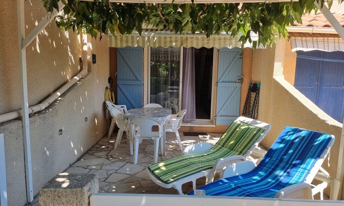 Portiragnes-Plage Villa | AIR CONDITIONED VILLA 5 pers. - SEA 200M - SHOPS 100 M - CLASSIFIED 3*.