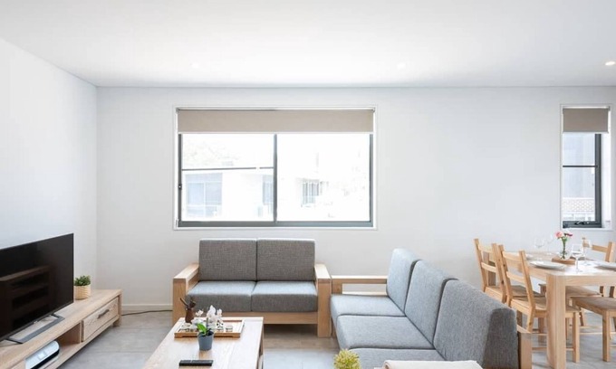 Epping Apartment | Aircabin - Epping - Cheerful - 2 Beds Apt Free PK