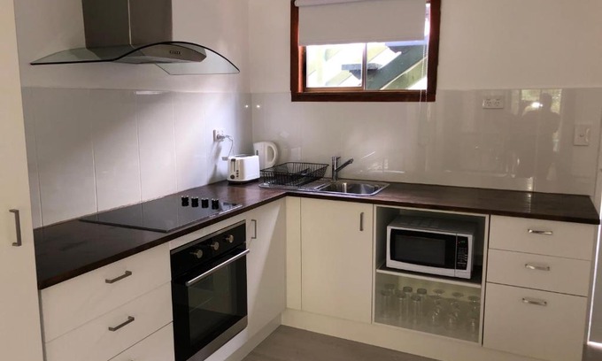 Cannonvale Apartment | Airlie Getaway Unit 3