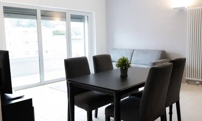 Viganello Apartment | Airy two-room apartment 15 minutes from the lakefront (Urban 18)