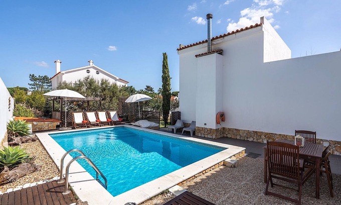 Aldeia do Meco House | Ajania Villa, AC, Wifi, Pool