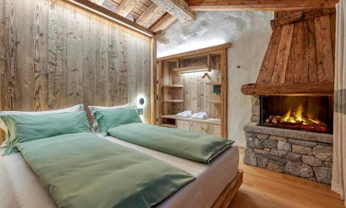 Livigno Ski Chalet | Akchalet Akaroa