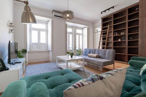 Sao Domingos de Benfica Apartment | Akicity Praça de Espanha Moon