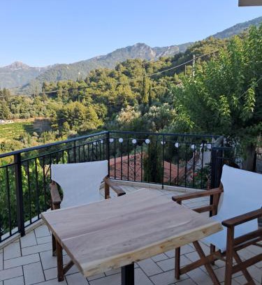 Samos Apartment | Akros-cottage on mountain