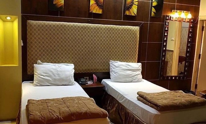 Nawab Shah Hotel | Al karim Hotel