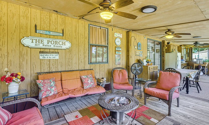 Catherine House | Alabama River Retreat: Dock, Fire Pit, Grill!