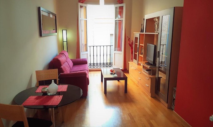 San Lorenzo Apartment | Alameda San Lorenzo Loft