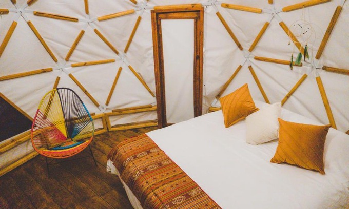 Sesquile Other | Alaska Glamping Domos y cabañas