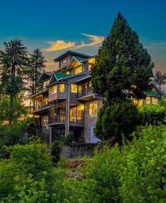 Naldehra Villa | Alaya Stays Hill Top Farmstead Heritage 3 BHK English-Style Villa With Balcony, Gazebo