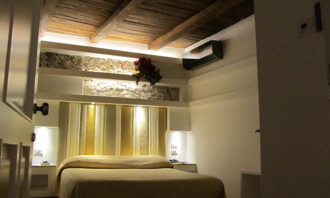 Historical Downtown Salerno Hotel | Albergo Del Centro Storico