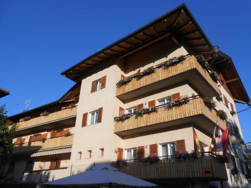 Fiave Hotel | Albergo Genzianella