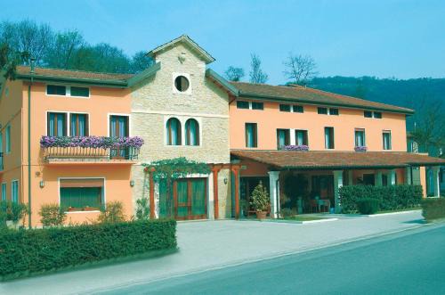 Val Liona Hotel | Albergo Isetta
