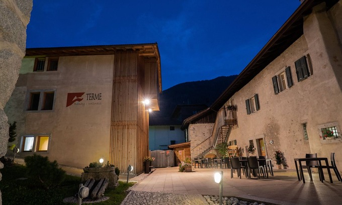 Caderzone Terme Hotel | Albergo Palazzo Lodron Bertelli