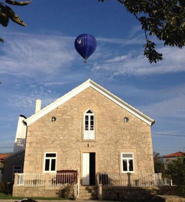 Valenca House | Albergue e AL O Brasão Valença