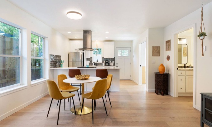 Alberta Arts District House | Alberta Short-Term Gem