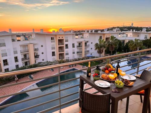 Albufeira Apartment | AlbufeiraOrada Cozy&Sunny Condo by BeCherish