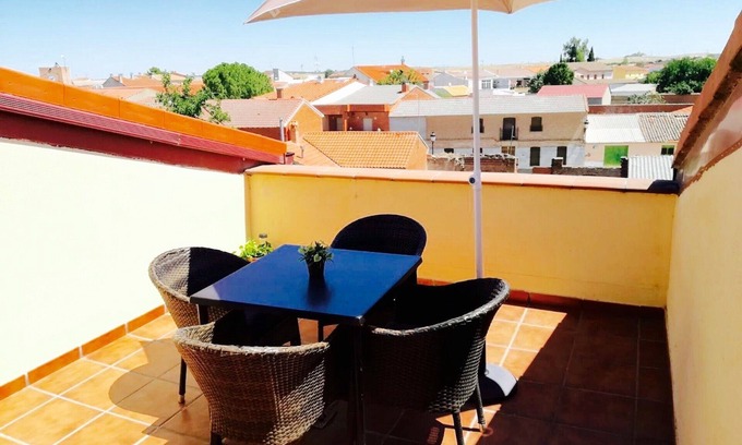 Alcabon Apartment | Alcabón apartments + terrace