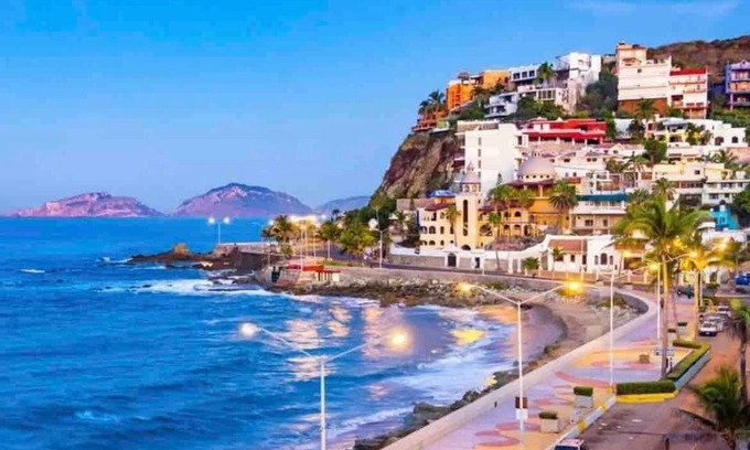 Las Gaviotas Condo | Alcantara apt, Ground floor, great for digital, 2 blocks walk to beach