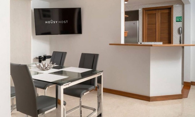 La Aguacatala Apartment | Alcazar 503 · Oviedo LUXE Apt 2BD - 1AC by HOUSY HOST
