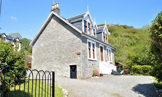 Tighnabruaich House | Aldersyde