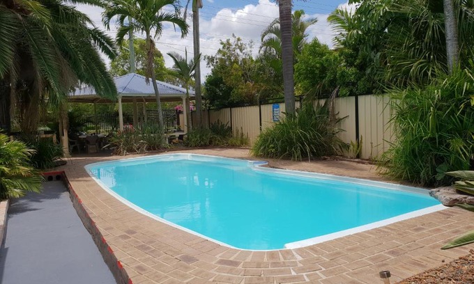 Bundaberg West Hotel | Alexandra Park Motor Inn