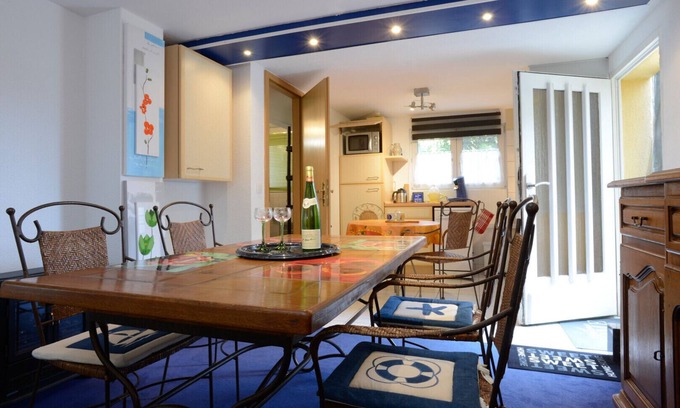 Algolsheim Apartment | ALGOLSHEIM, closer NEUF BRISACH - studio "CHEZ CLAUDE" - TripAlsace