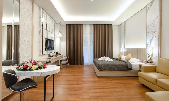 Klojen Hotel | Aliante Malang